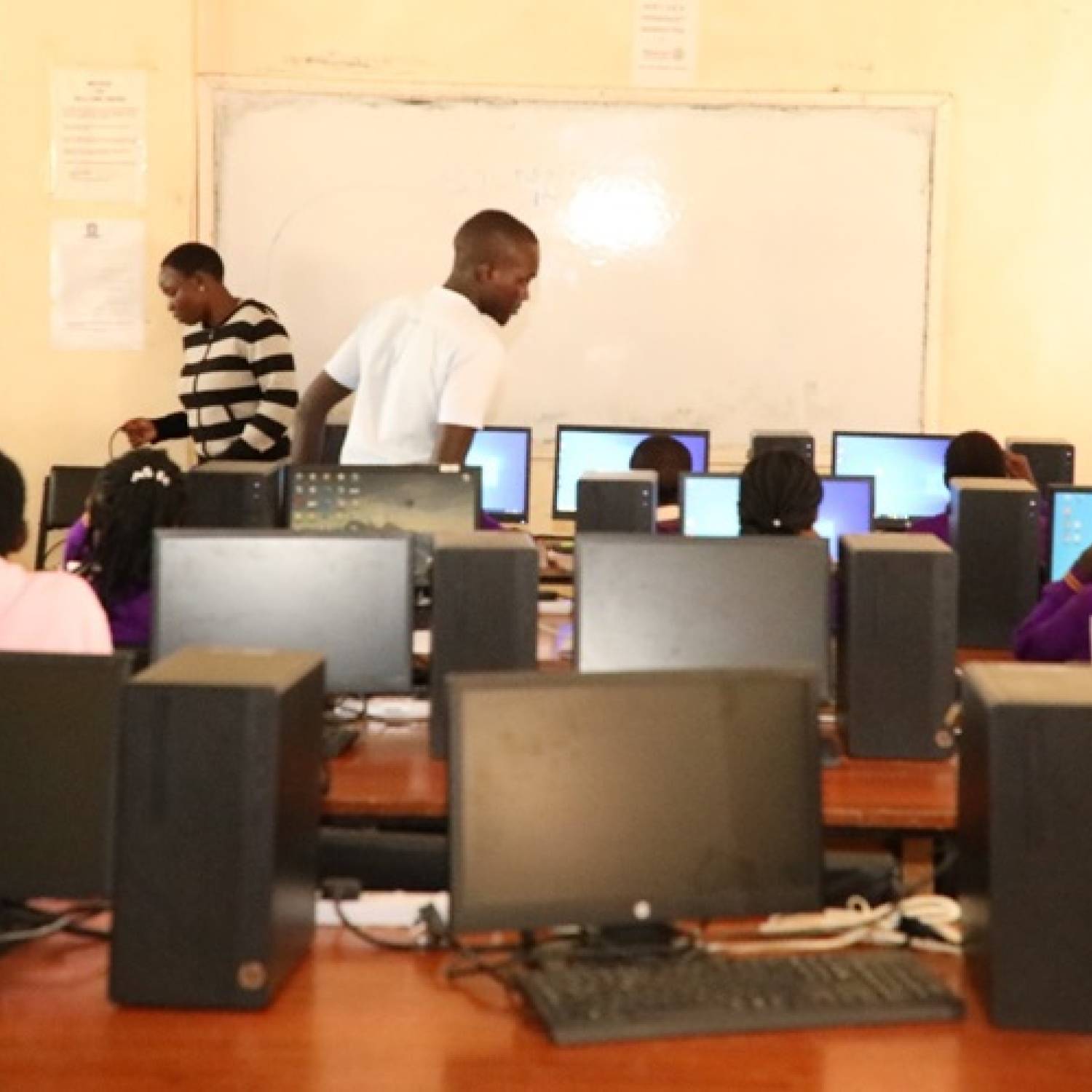 Grade 7 Learners From Applegate Christian Schools, Kakamega Visit MMUST to Gain Exposure Regarding Advanced Computer Technology 